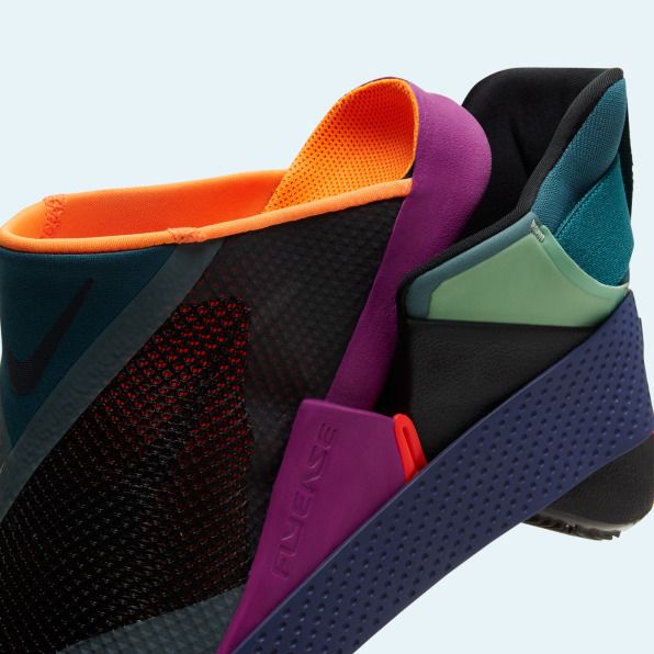 Os novos tênis Go Flyease da Nike se encaixam perfeitamente nos seus pés