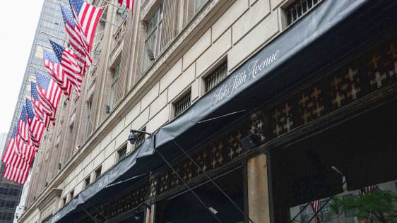 CEO da Saks Fifth Avenue: Algumas lojas de departamentos estão passando por dificuldades. Veja como eles podem ser salvos