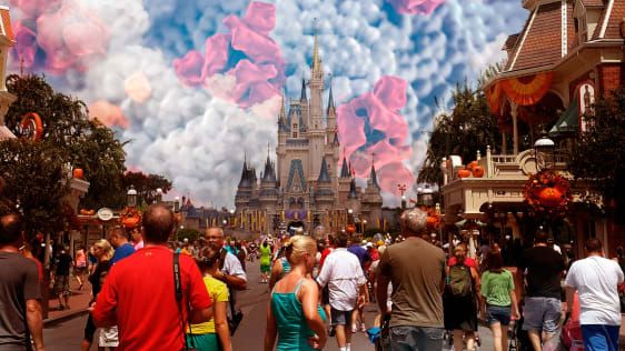ATUALIZAÇÃO: Disneyland fecha em meio a surto de coronavírus, mas Universal Orlando e Disney World estão (por enquanto) abertos