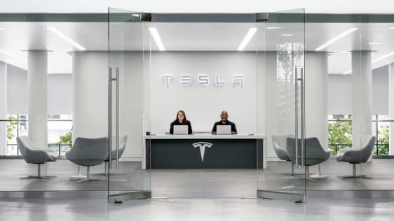 Recrutarea Tesla împărtășește șase strategii pentru a obține un loc de muncă la companie
