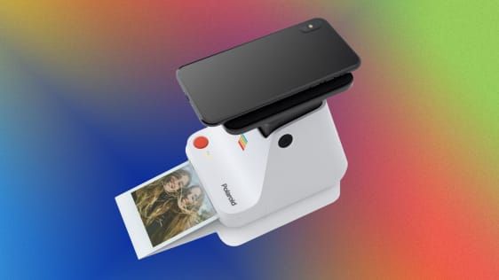 El nou gadget de Polaroid dóna vida analògica a les fotos dels telèfons intel·ligents